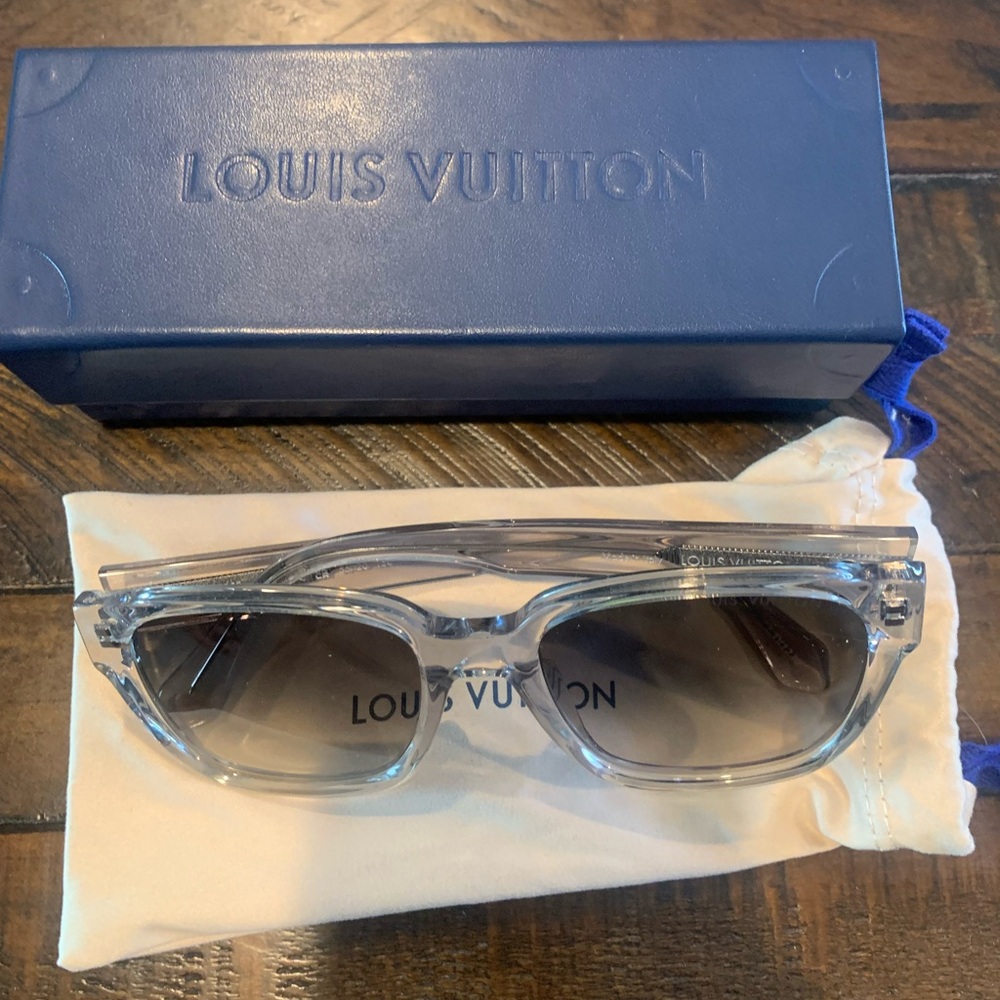 Louis Vuitton Transparent Gray Sunglasses